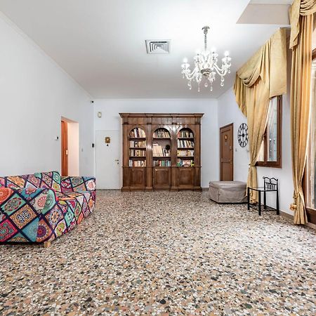 Apartamento Palazzo Eremite Venecia Exterior foto